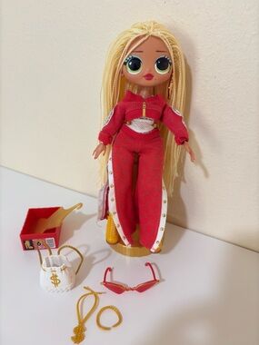 L.O.L. Surprise! O.M.G. Swag Fashion Doll from Series 1.